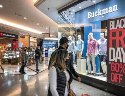 57% dos brasileiros pretendem fazer compras na Black Friday