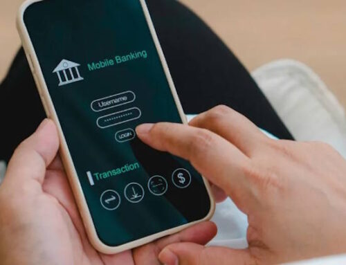 Brasileiros das classes A e B dobram adesão exclusiva a bancos digitais, revela pesquisa